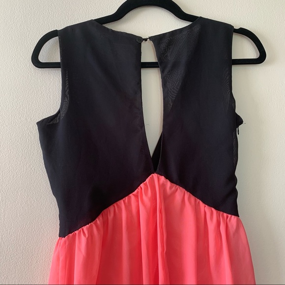 Deep V Pink Party Dress - Picture 6 of 8